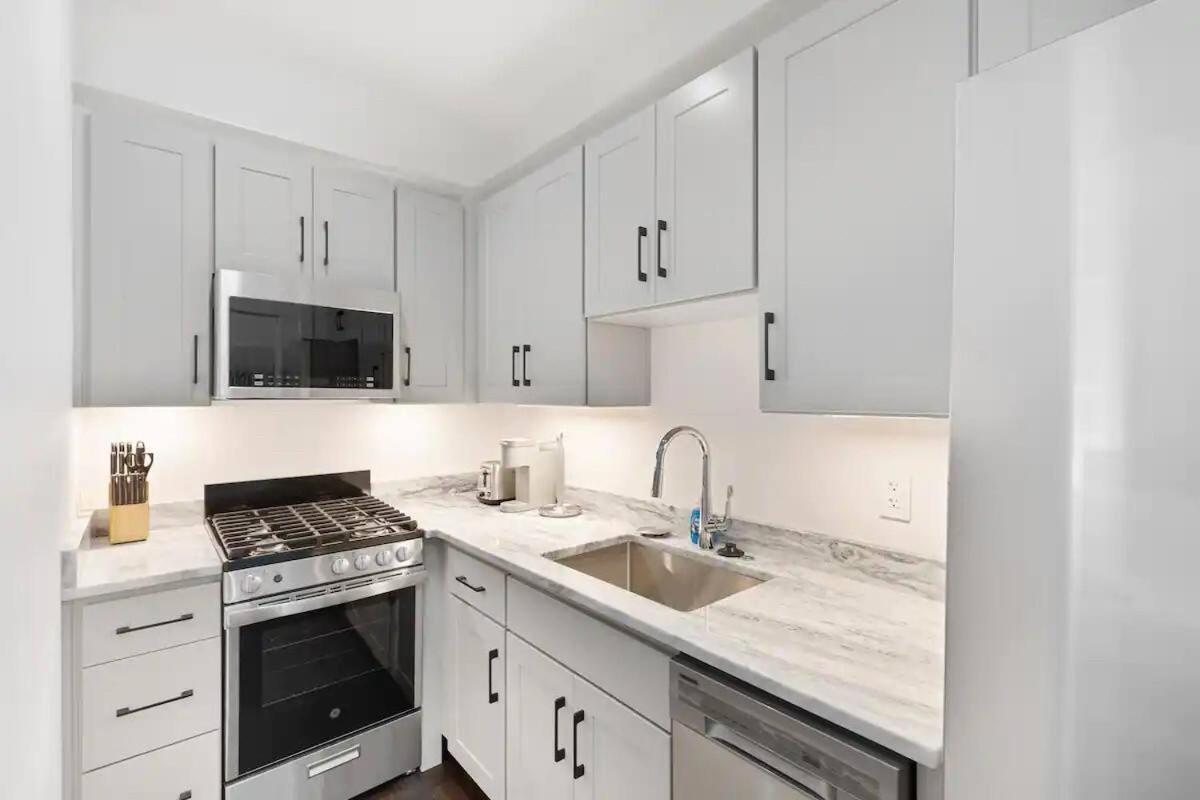 Room With Private Bathroom And Shared Kitchen Londra Dış mekan fotoğraf