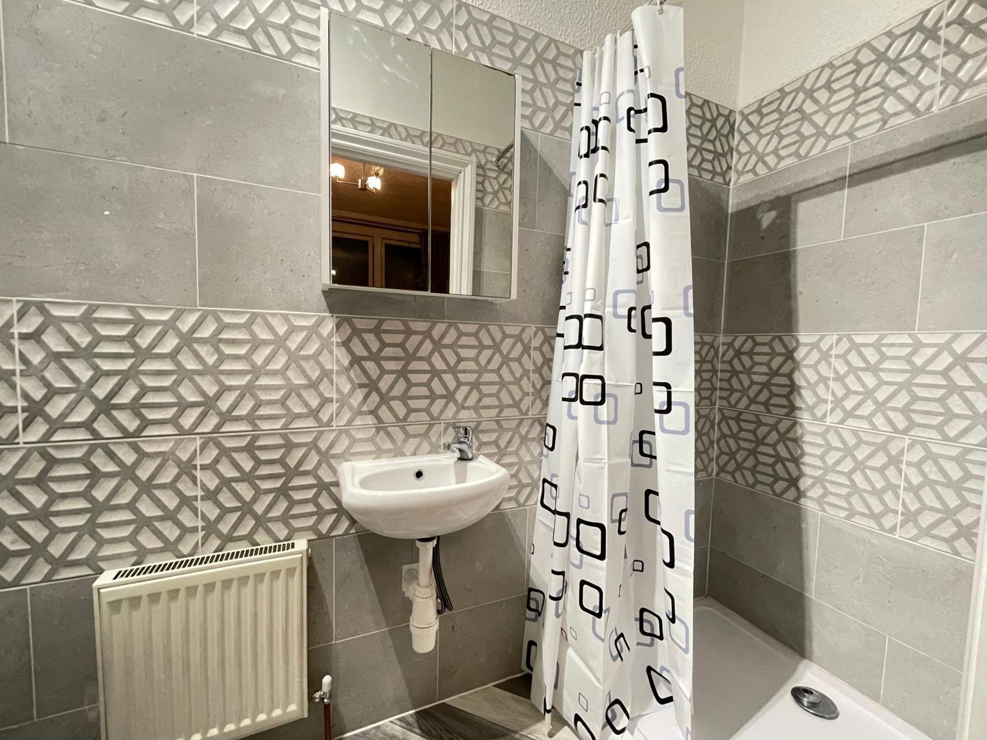 Room With Private Bathroom And Shared Kitchen Londra Dış mekan fotoğraf
